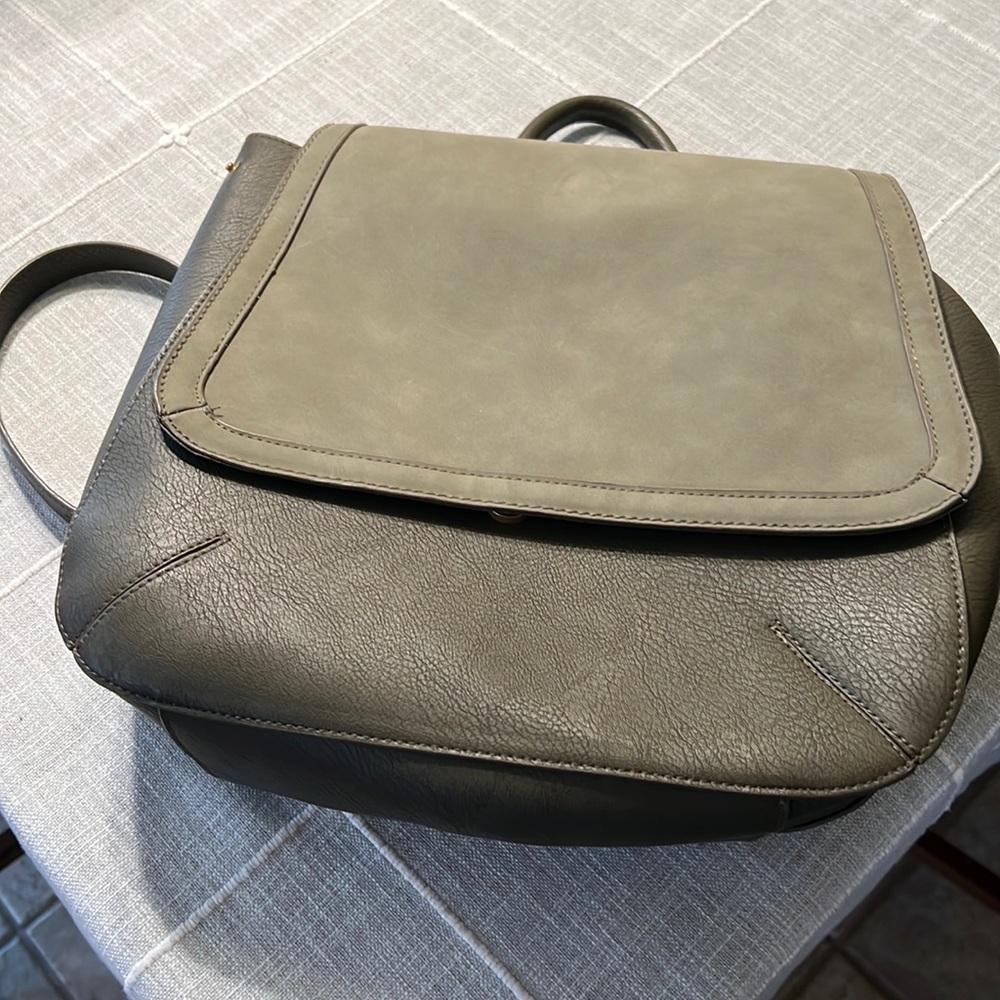 Leather purse/backpack